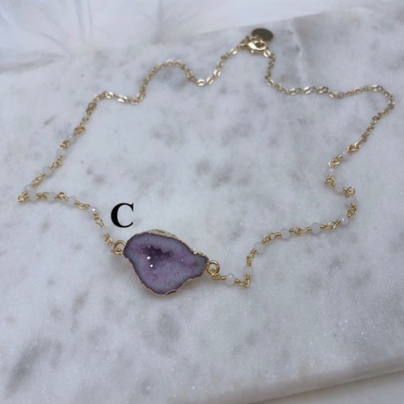 Petite Druzy Geode Chalcedony Gold Chain Necklace - Picture 6 of 6